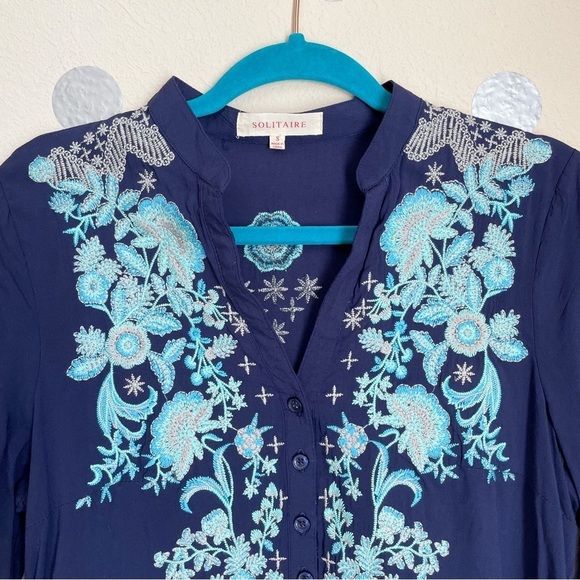 Solitaire Floral Embroidered V-neck Tunic - Picture 4 of 7